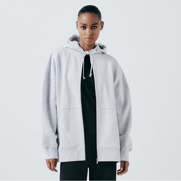 ZARA PLUSH SWEATSHIRT WITH HOOD - Picture 1 of 5